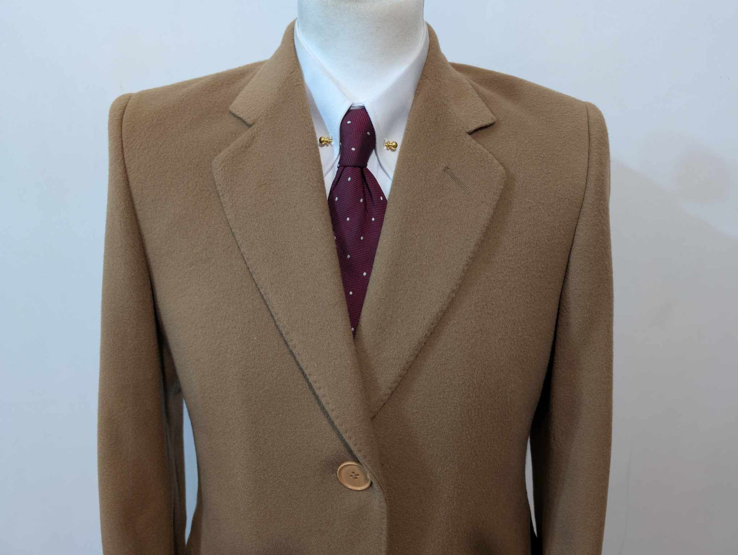 Lumineux manteau de couleur camel en laine