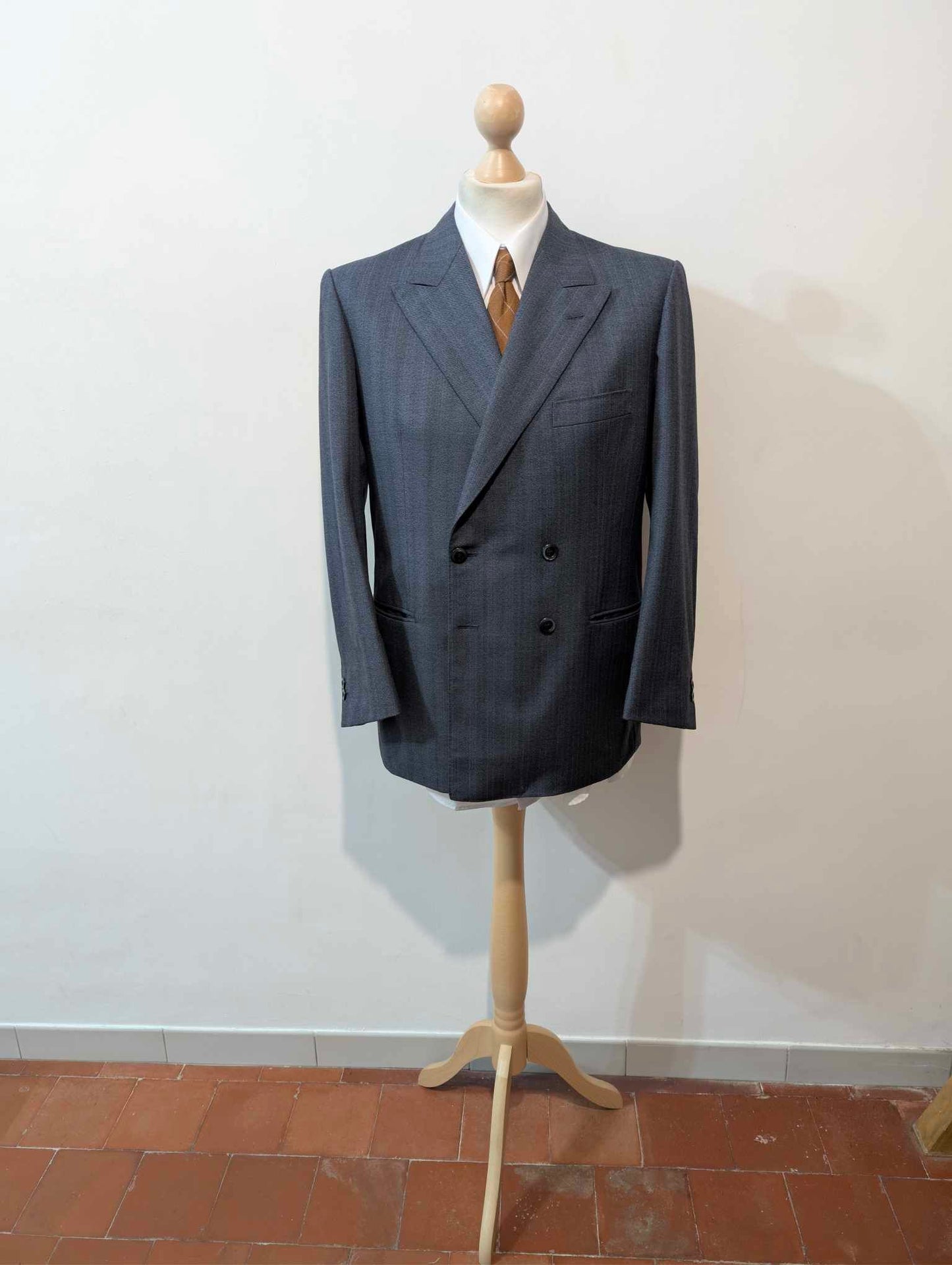 Prächtiger, zweireihiger, gestreifter Wollanzug