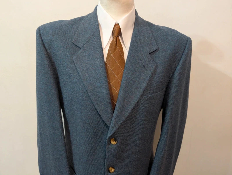 Wunderschöne blaue Tweedjacke