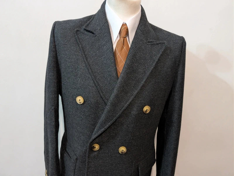 Schöner Wollpolomantel