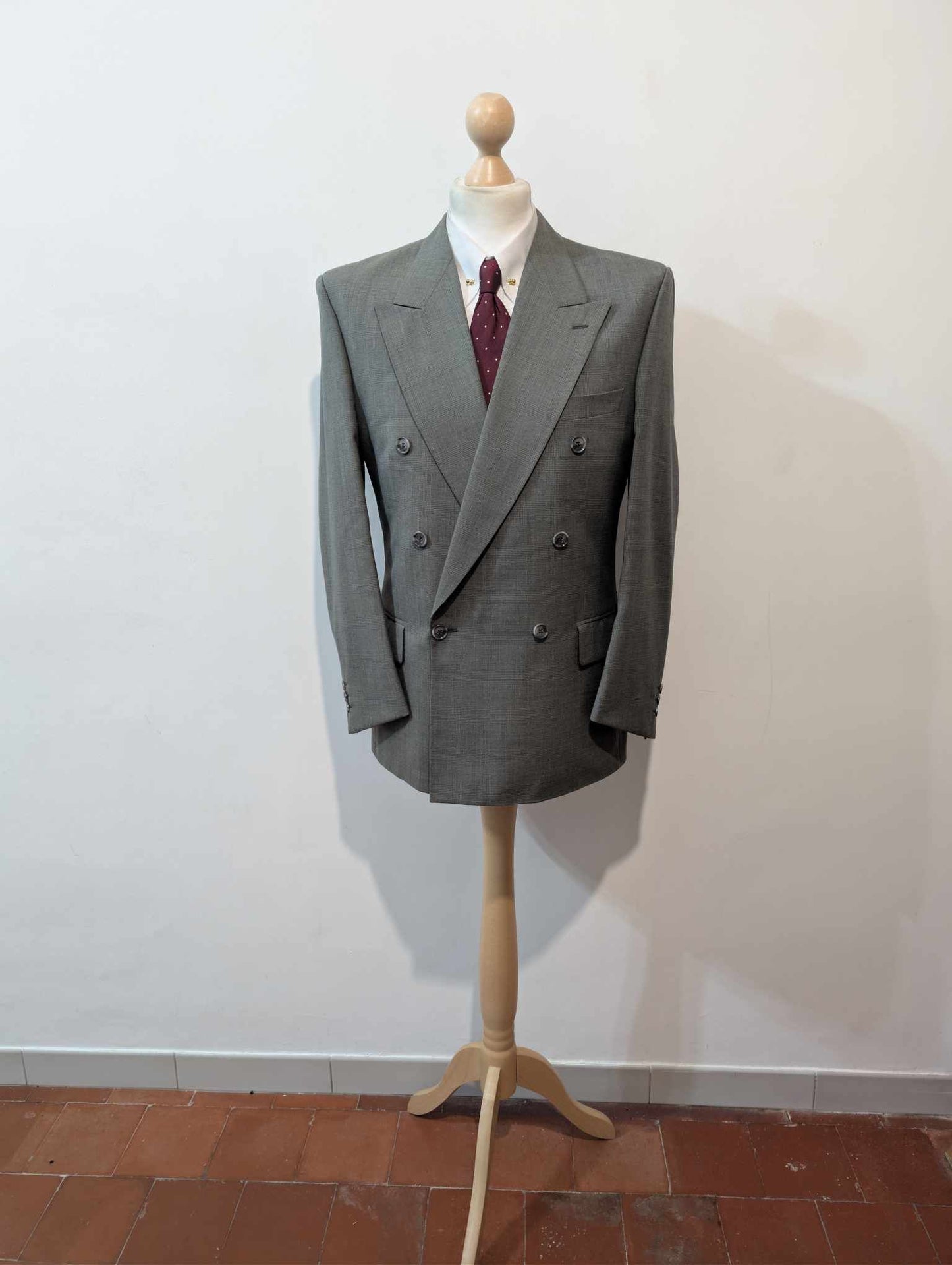 Sympathique costume croisé en laine