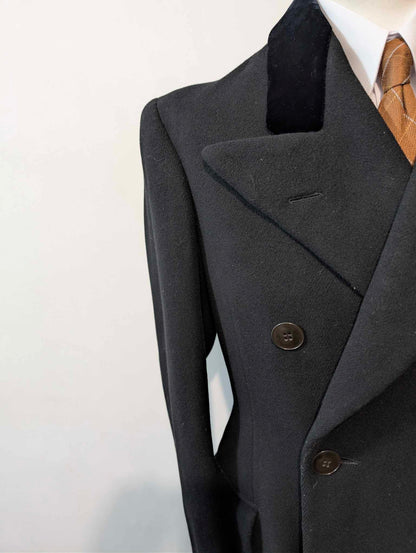 Gefährlicher Chesterfield-Doppelmantel