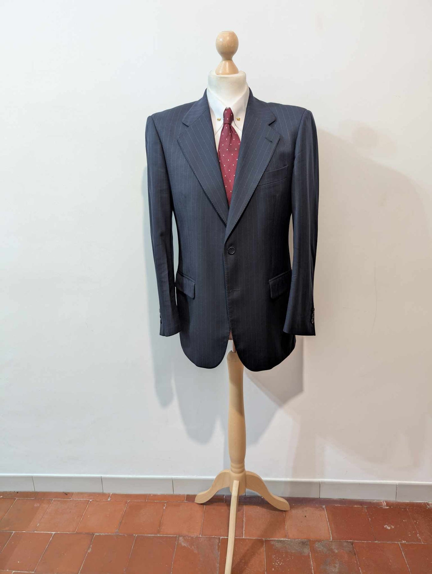 Méchant costume pinstripe en laine