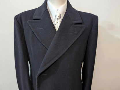 Robuste manteau croisé bleu marine en laine