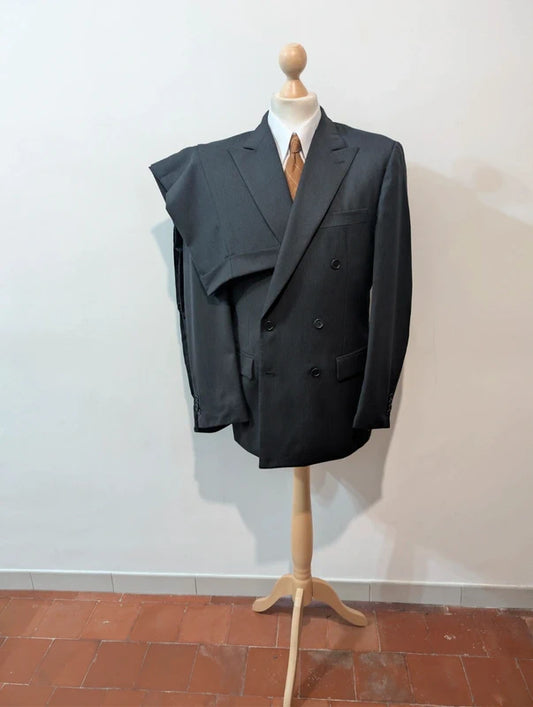 Fabuleux costume croisé pinstripe en laine