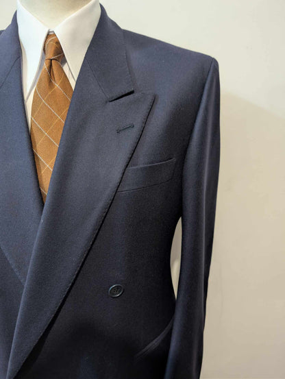 Élégante veste croisé bleu marine en flanelle lourde