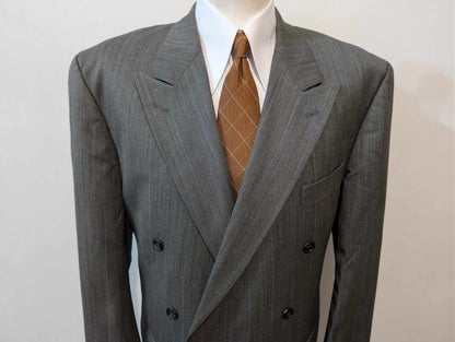 Spectaculaire costume croisé gris en laine