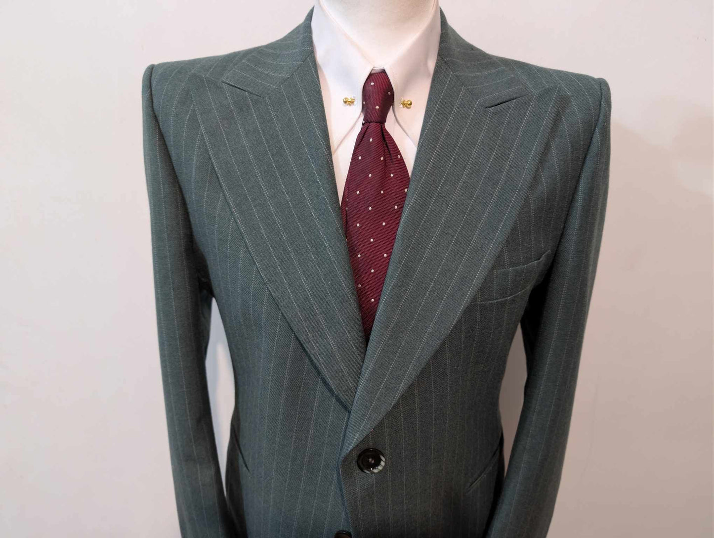Redoutable costume pinstripe vert en flanelle