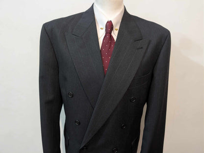 Magnifique costume croisé pinstripe en laine