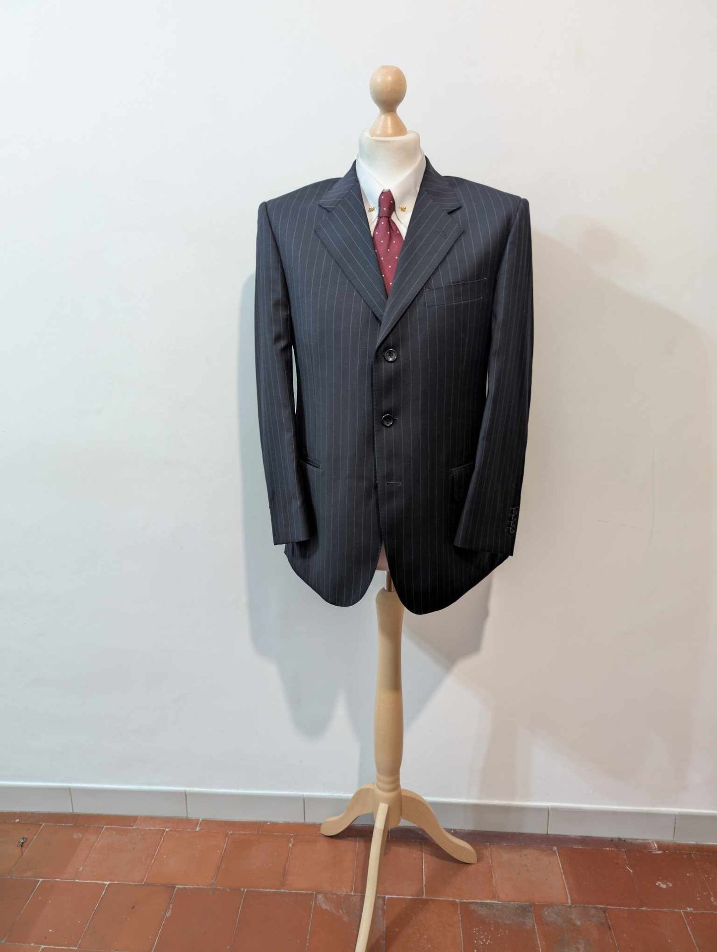 Ravissant costume pinstripe en laine