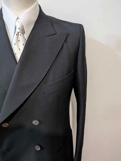 Beeindruckende, zweireihige Wolljacke