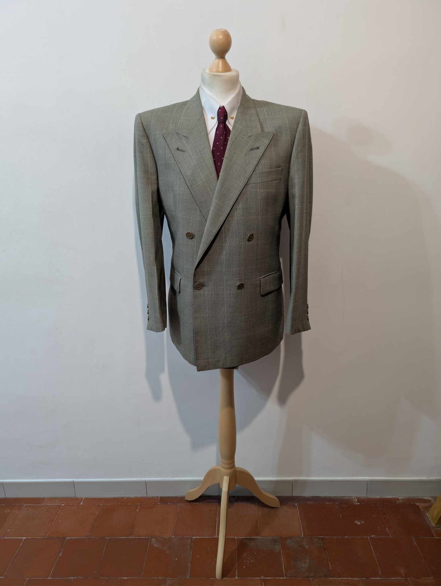 Magnifique costume croisé à carreaux en laine