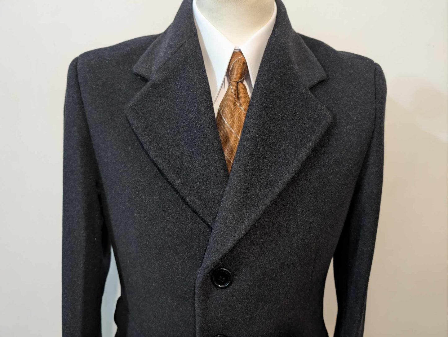 Gentil manteau gris en laine