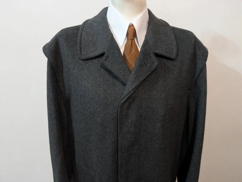 Prächtiger Lodenmantel aus Wolle