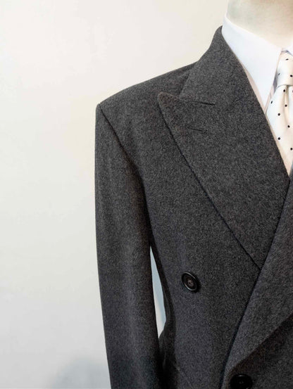 Beeindruckender englischer zweireihiger Mantel