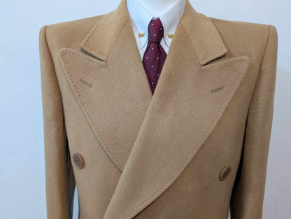 Lumineux manteau croisé camel en laine
