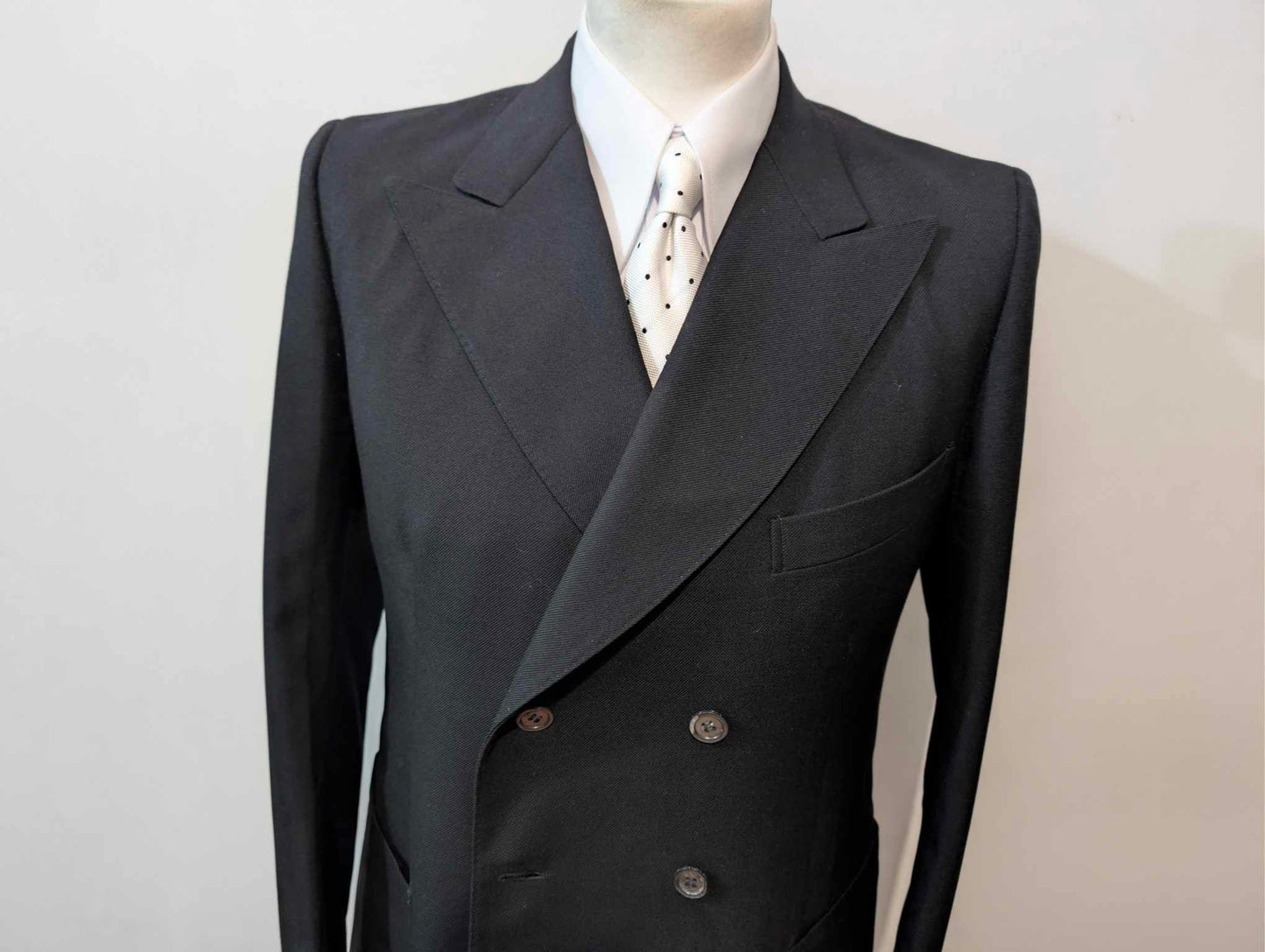 Beeindruckende, zweireihige Wolljacke