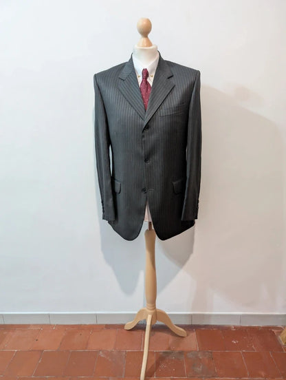 Élégant costume pinstripe en laine et soie