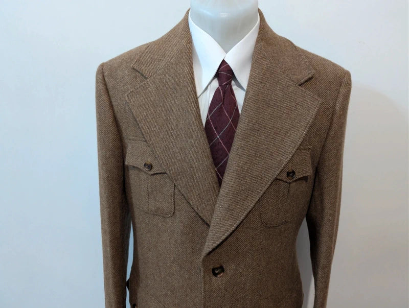Legendäre braune Tweedjacke
