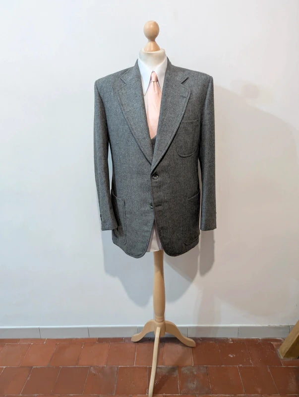 Fabelhafter grauer 3-teiliger Tweed-Anzug