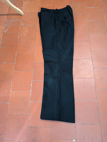 Ténébreux costume noir en flanelle lourde