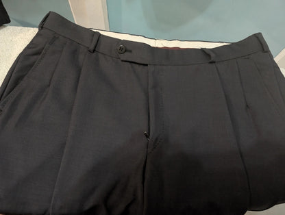 Excellent costume croisé gris bleu en laine froide
