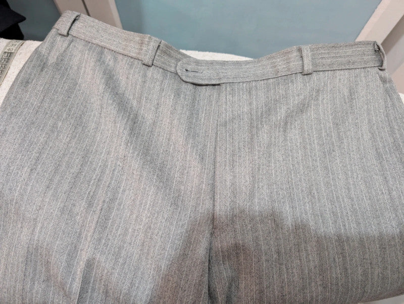 Légendaire costume gris en flanelle de laine