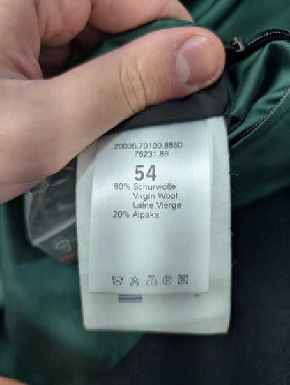 Incroyable manteau pèlerine en laine