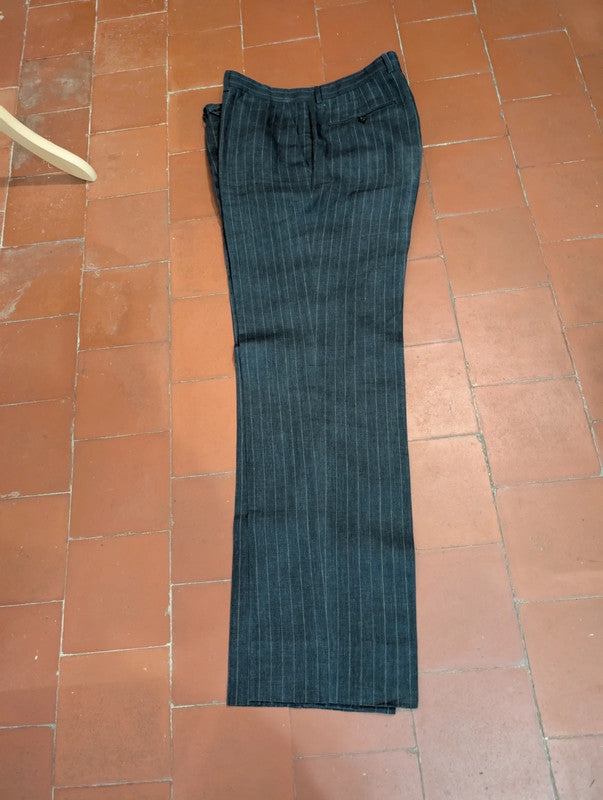 Furieux costume pinstripe en lin