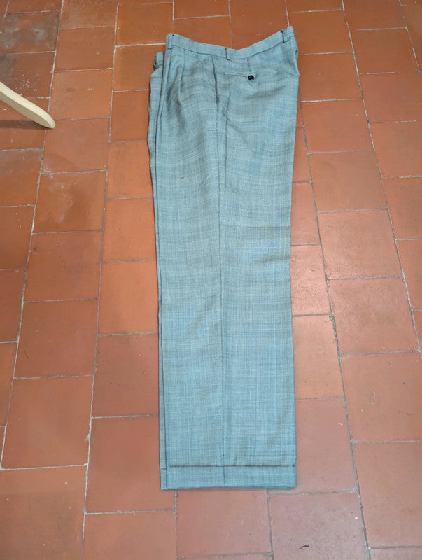 Splendide costume croisé gris en laine