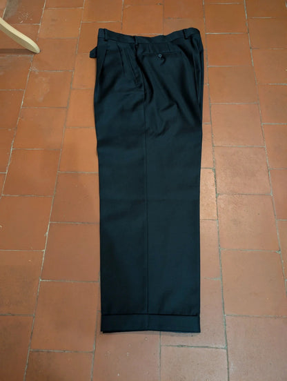 Classique costume 3 pièces bleu marine en laine