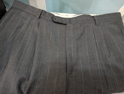 Terrifiant costume croisé chalkstripe en laine froide