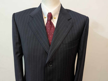 Ravissant costume pinstripe en laine