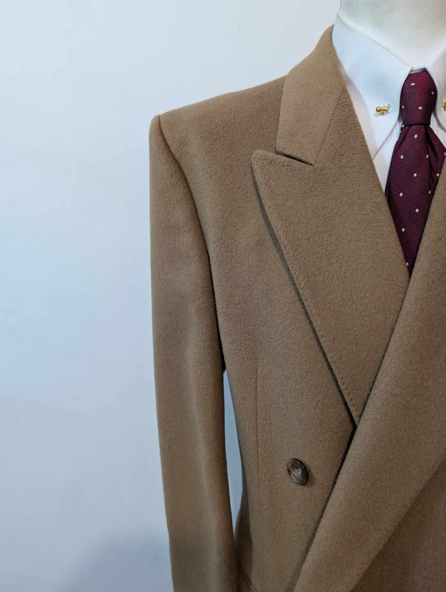 Lumineux manteau croisé camel en laine