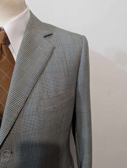 Excellent costume bespoke français