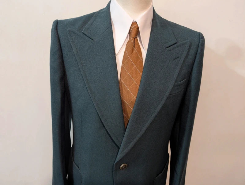 Atemberaubende grüne Wolljacke