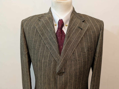 Magnifique costume a rayures en lin