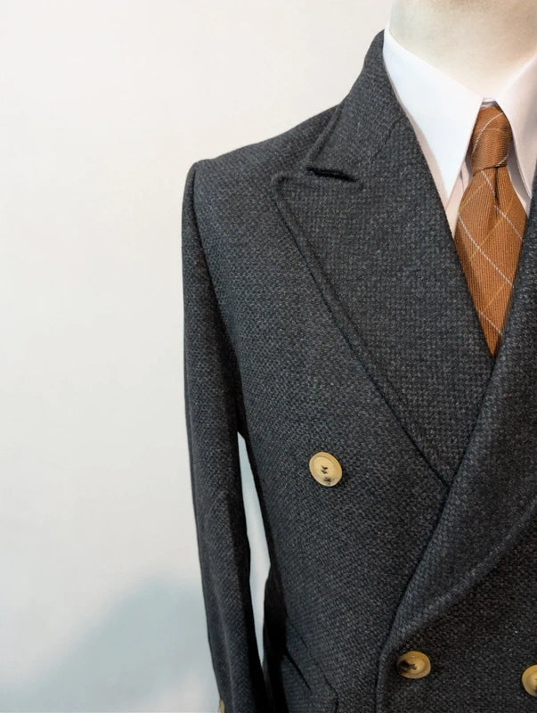 Schöner Wollpolomantel