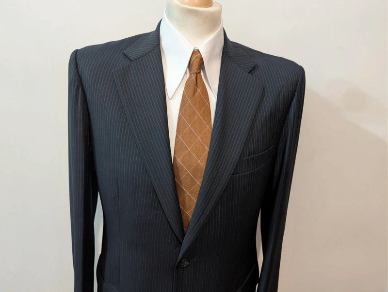 Fantastischer Nadelstreifenanzug aus Wolle