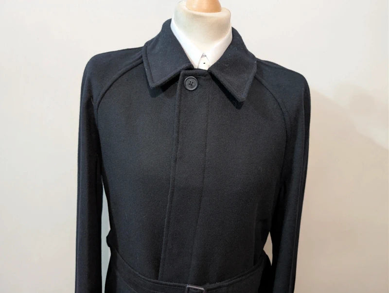 Wunderschöner Raglanmantel aus Wolle