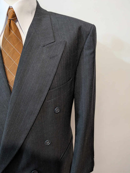 Méchant costume croisé pinstripe en laine