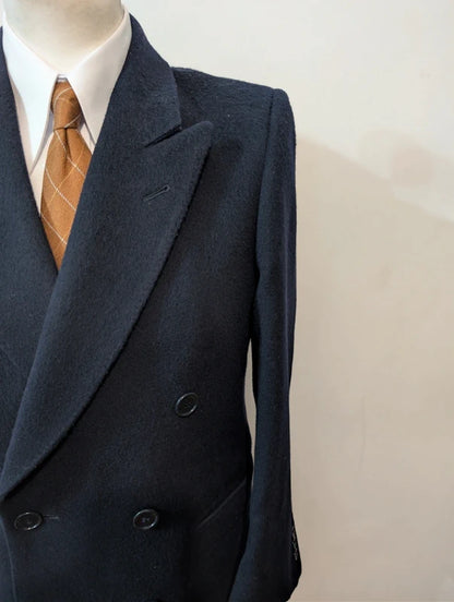 Wunderschöner marineblauer zweireihiger Mantel