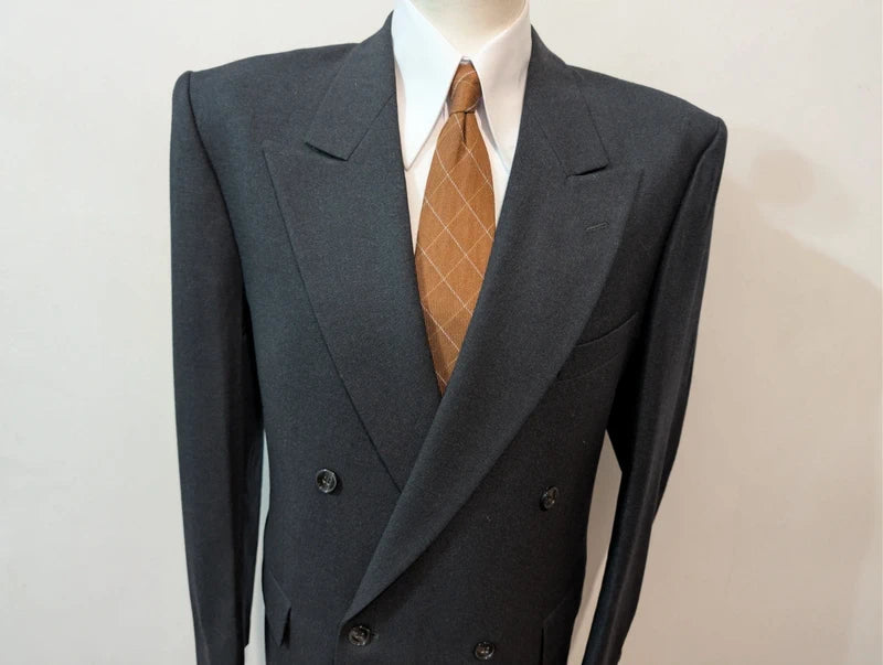 Fabuleux costume croisé gris en laine