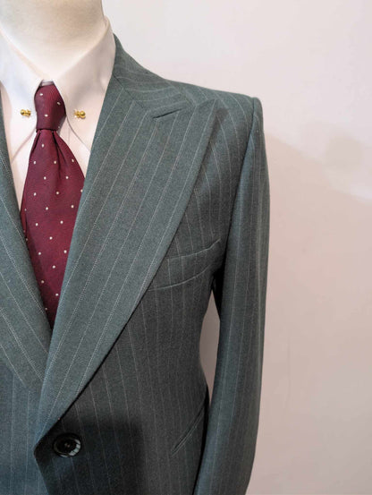 Redoutable costume pinstripe vert en flanelle