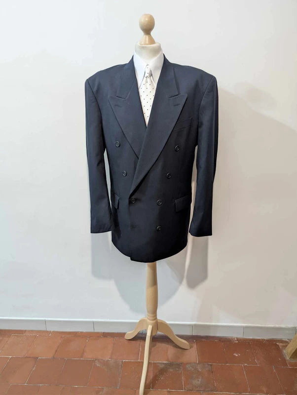 Außergewöhnliche zweireihige marineblaue Wollanzüge