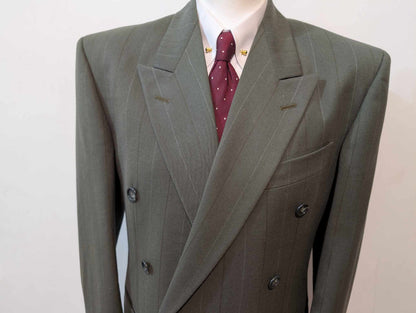 Fabuleux costume croisé chalkstripe en flanelle