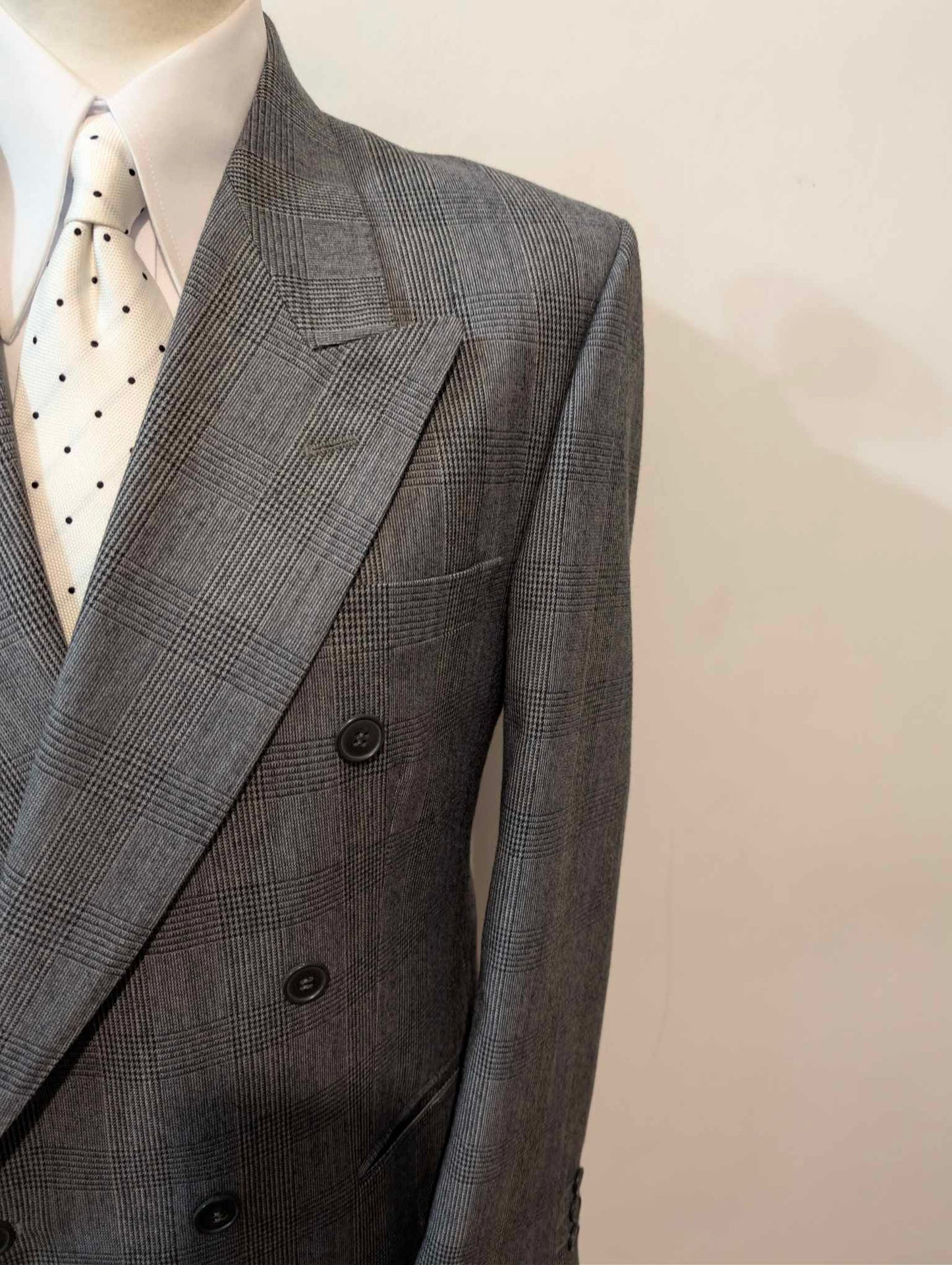 Magnifique costumes gris en flanelle lourdes