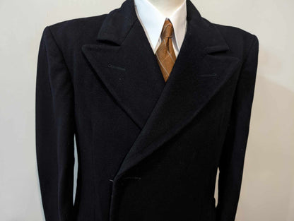 Robuste manteau croisé bleu marine en laine