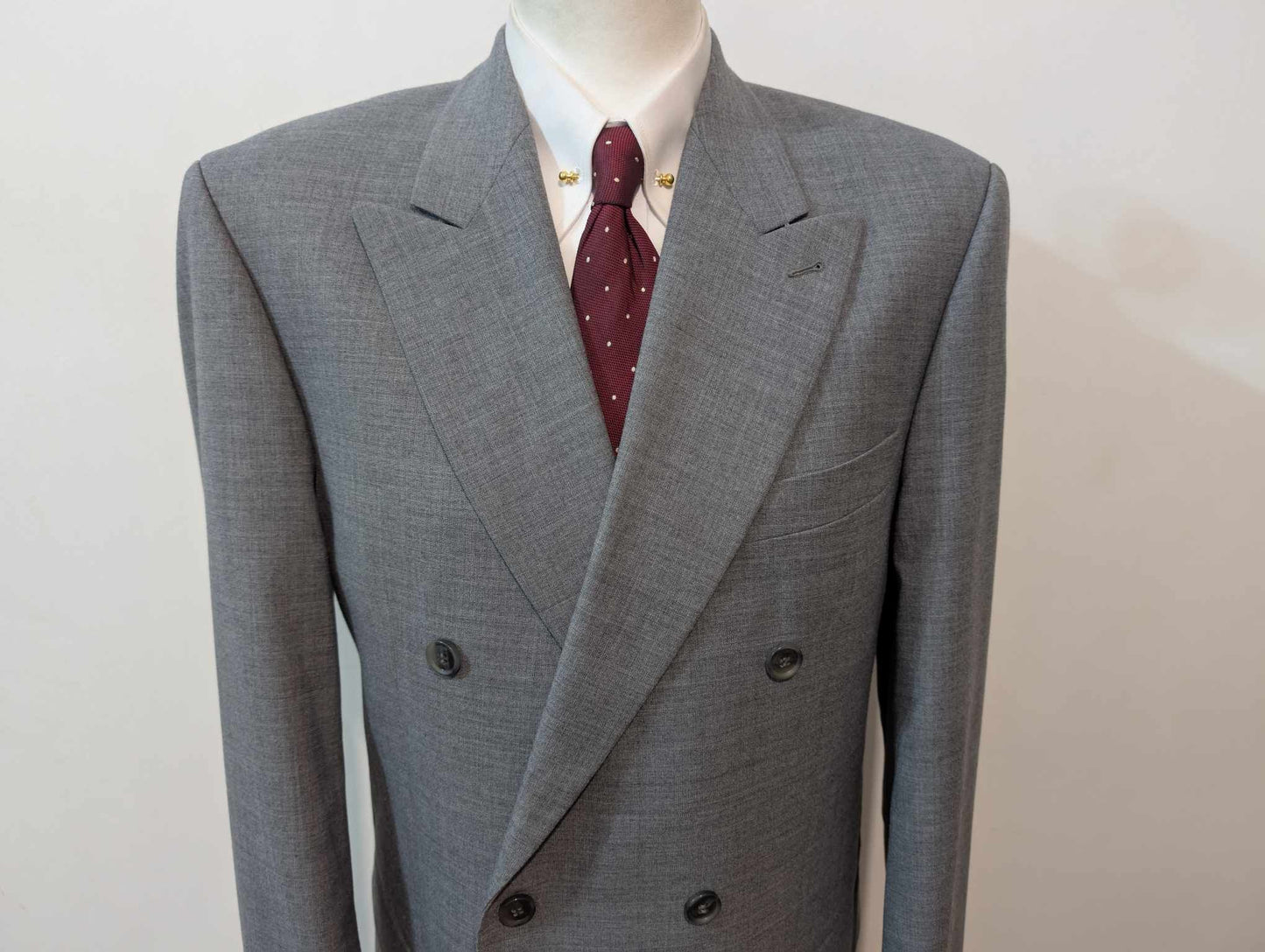 Fabuleux costume croisé gris en laine froide