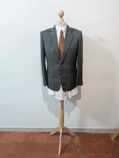 Fabelhafter grauer Wollanzug